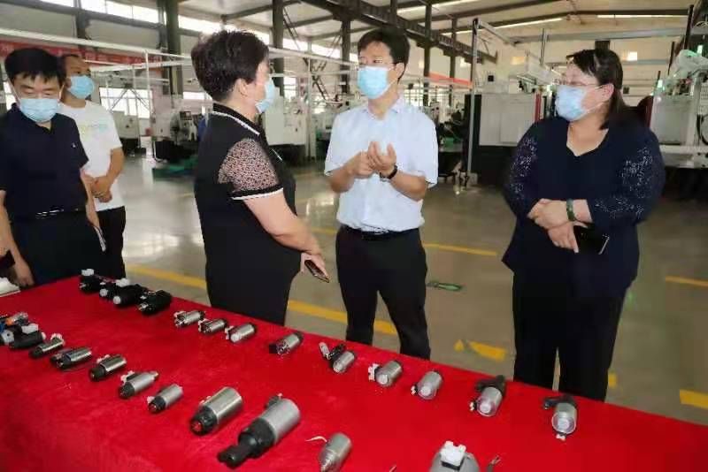内射少萝安阳市市长高永一行莅临我公司参观调研